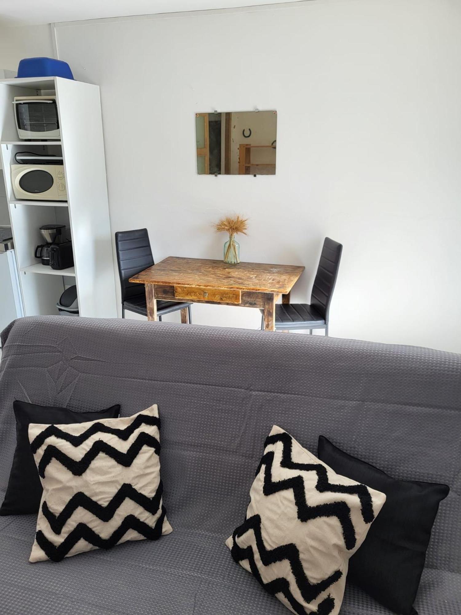 Abrivado Aimargues En Petite Camargue Apartment Exterior photo